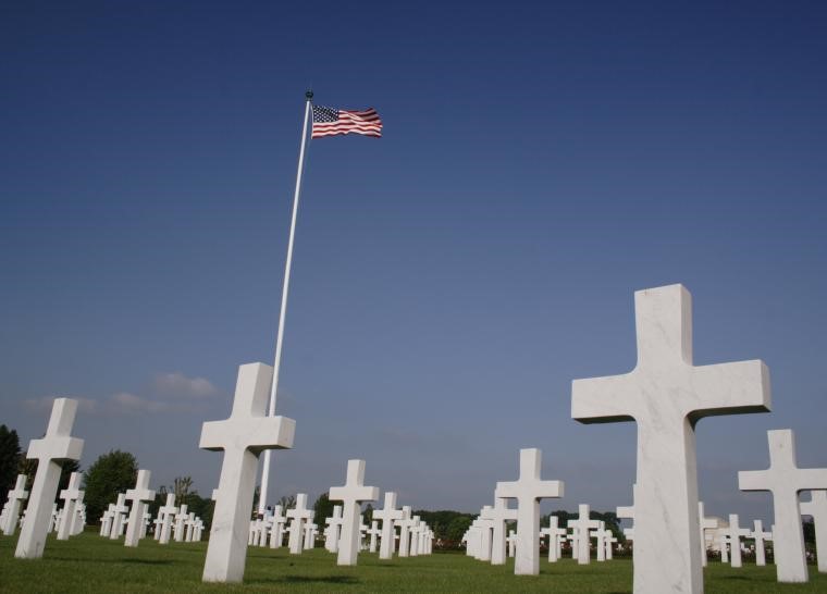 Headstone Holiday Decorations Hunters WA 99137